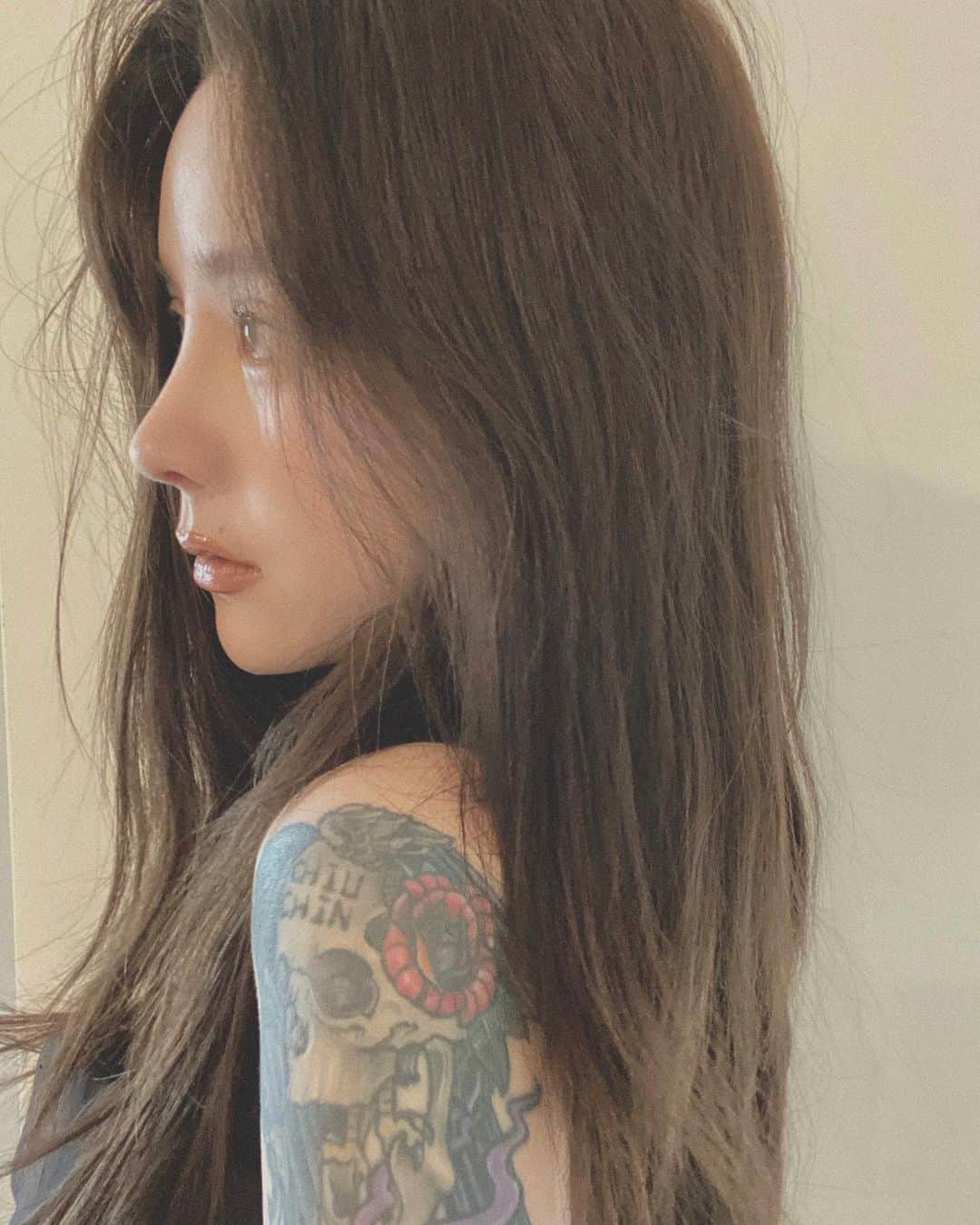 Abby Chenのインスタグラム：「💭💭💭」