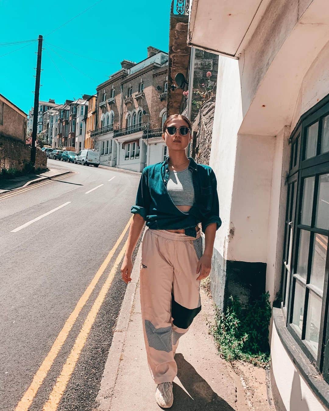 リン・ハッチソンのインスタグラム：「Wee town of Swanage」