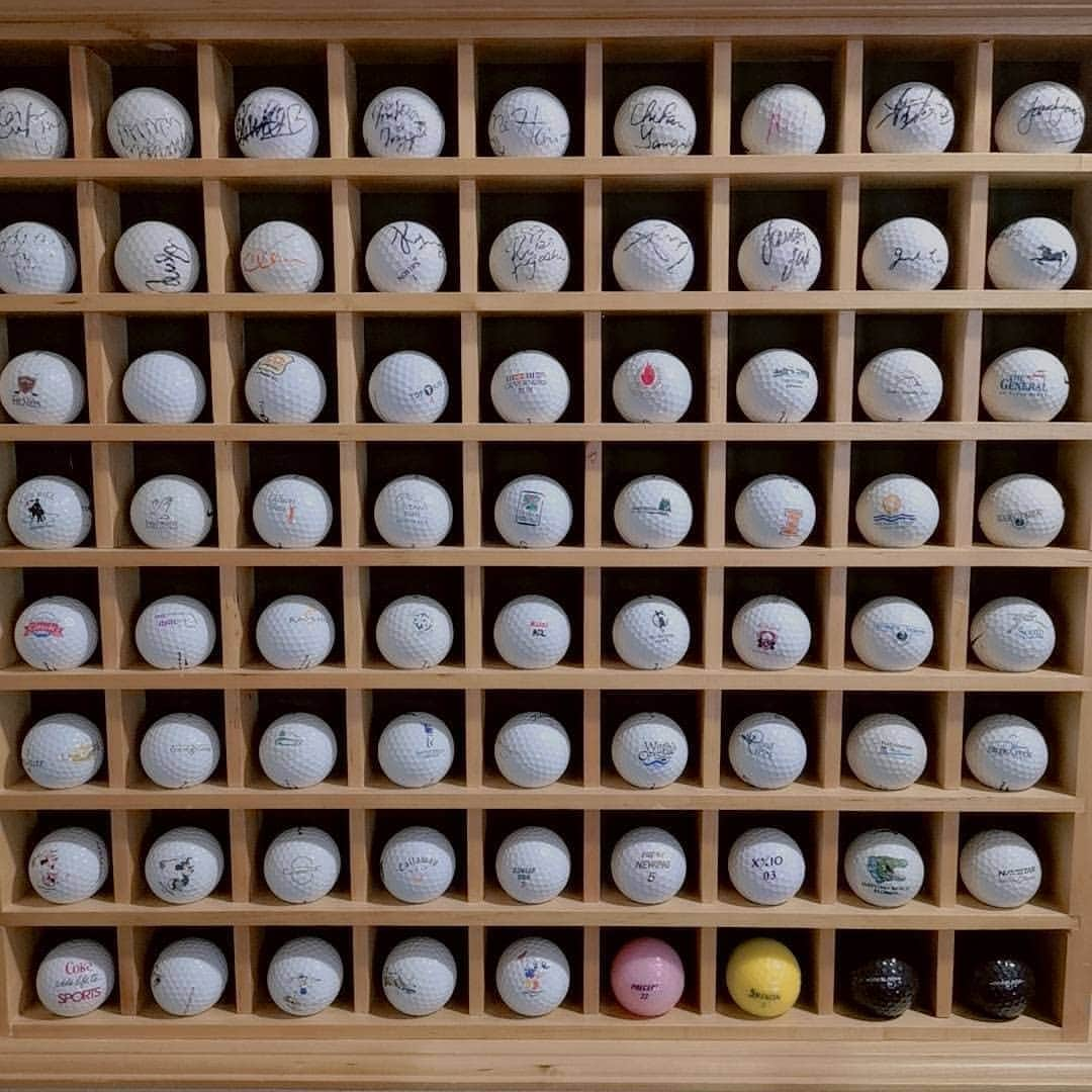 野中美希さんのインスタグラム写真 - (野中美希Instagram)「My father's golf ball collection⛳ #父 #ゴルフ #生田衣梨奈 さん #推し #えりぽんかわいい #golf #collection」6月17日 20時37分 - miki_nonaka.official