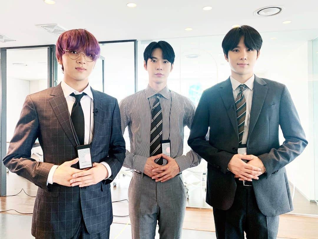 NCT 127さんのインスタグラム写真 - (NCT 127Instagram)「👔🐻🐰🐶👔 -  https://youtu.be/-rx4mdthI4A  #NCT127 #Punch #OFFICE_FINAL_ROUND #NeoZone_TheFinalRound」6月17日 21時04分 - nct127