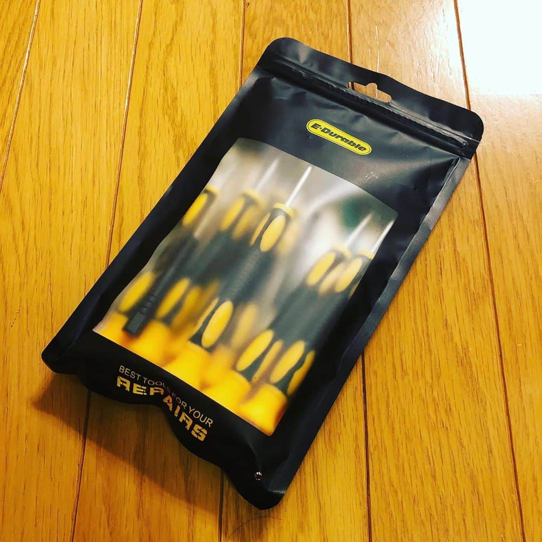 上杉洋史のインスタグラム：「I bought a set of Torx drivers. The package looks like a snack. #torxdriver」