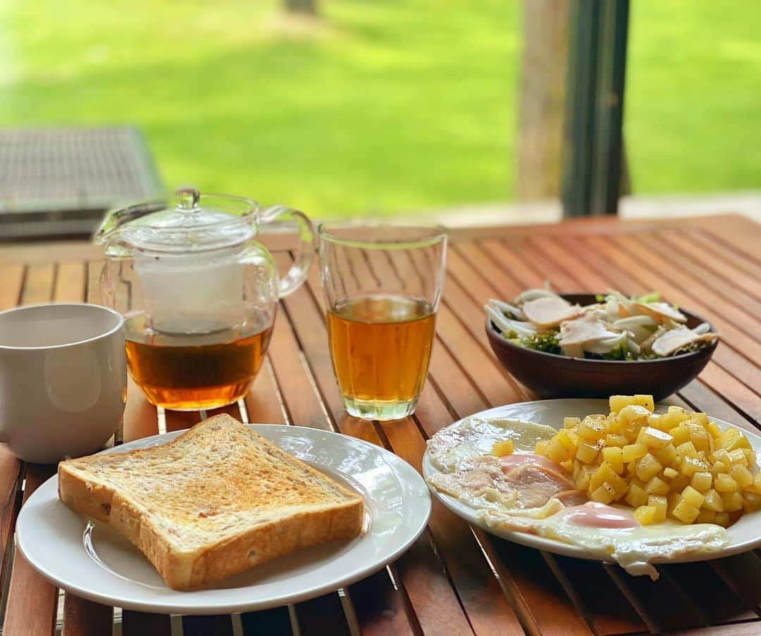 横田真一さんのインスタグラム写真 - (横田真一Instagram)「朝ごはんはおいしい じゃがいも🥔もね🥰  #ゴルフスクール #ゴルフスイング#ゴルフ#ゴルフ女子#ゴルフウェア#ゴルフ男子#広尾ゴルフレッスン#検証シリーズ#トラックマン#ゴルフマニア#ゴルフ上達#ツアープロ#技#ゴルフ #グルメ#男子ゴルフ#男子ツアー#pga#ゴルフレッスン#横田真一チャンネル」6月17日 22時40分 - yokoshingolf