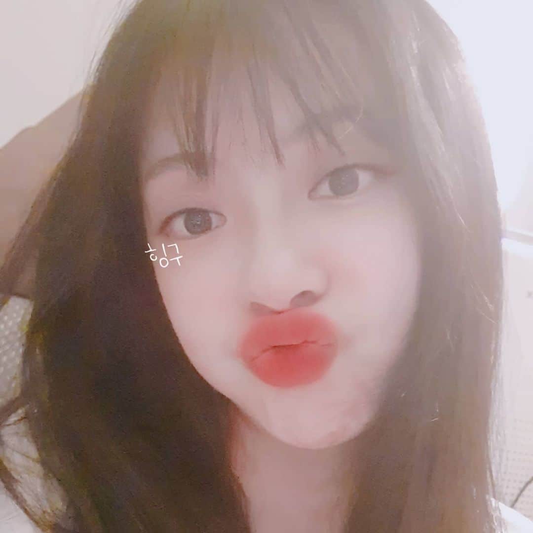 ディのインスタグラム：「힝구힝구」