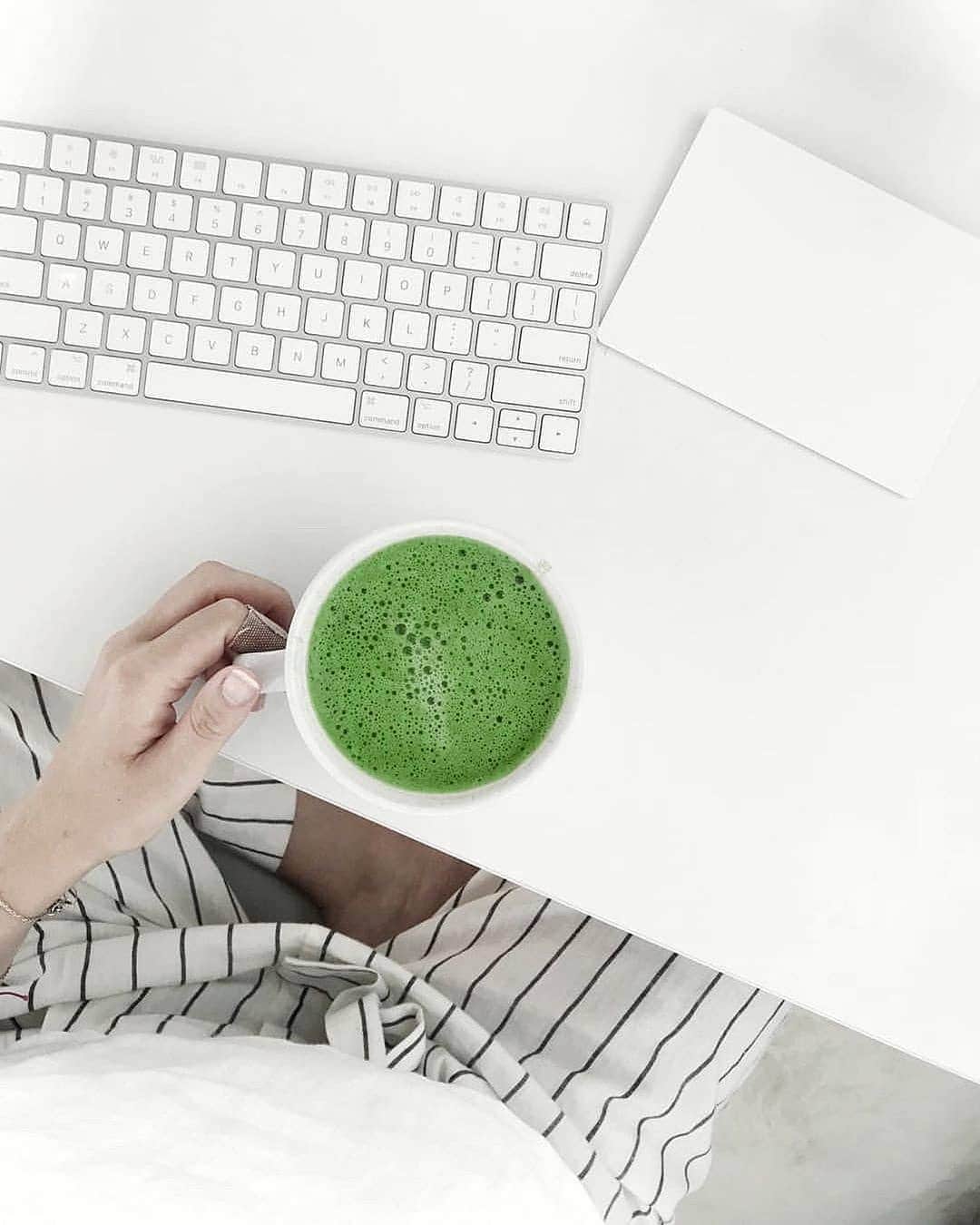 Matchæologist®さんのインスタグラム写真 - (Matchæologist®Instagram)「Sometimes there’s nothing better than to sit back and take a moment for yourself to calm your mind 🙏 completed with a cup of #Matcha 🍵 — special thanks to @nutritionstripped for sharing with us this beautiful #MatchaMoment 📷. . 🎉 Share with us how you enjoy your matcha by tagging @Matchaeologist #MatchaMoment for a chance to be featured in our story and receive a special 50% discount code off ALL @Matchaeologist products!! . We’ll select our favourite #MatchaMoment of the week 🍃 every Monday and announce the winner in our story! . We are super excited and are looking forward to seeing your posts! 🌿 . 👉 Click the link in our bio @Matchaeologist ⠀⠀⠀⠀⠀⠀⠀⠀⠀ ⠀⠀⠀⠀⠀⠀⠀⠀⠀ Matchæologist® #Matchaeologist Matchaeologist.com」6月18日 0時50分 - matchaeologist