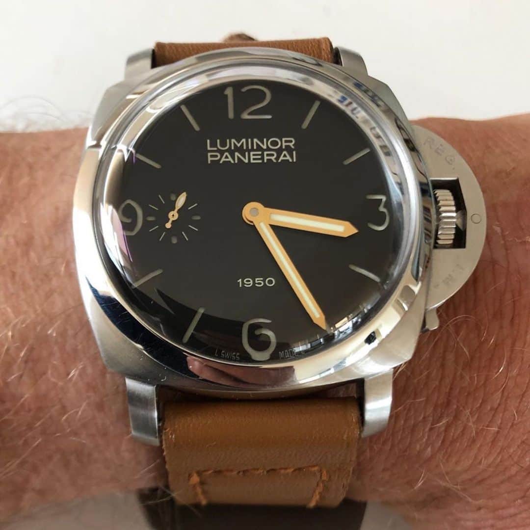 パネライのインスタグラム：「Just historically beautiful in so many ways. The #Panerai #PAM127 “Fiddy” 1950’s Luminor. Pic by @ahoi1950 #paneraicentral」