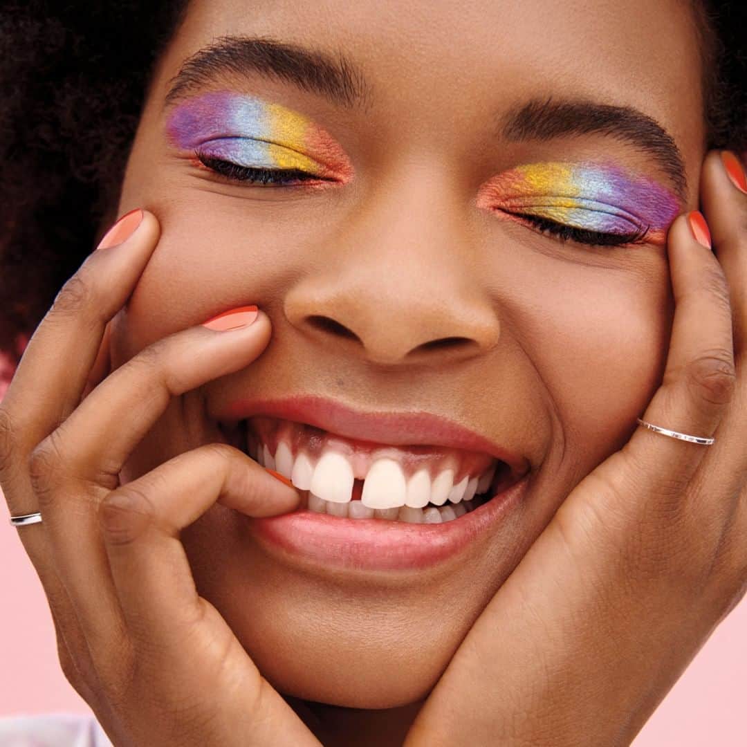 Wal-Mart Stores, Incのインスタグラム：「Showing off your pride never looked so good. 🌈💙#WalmartBeauty」