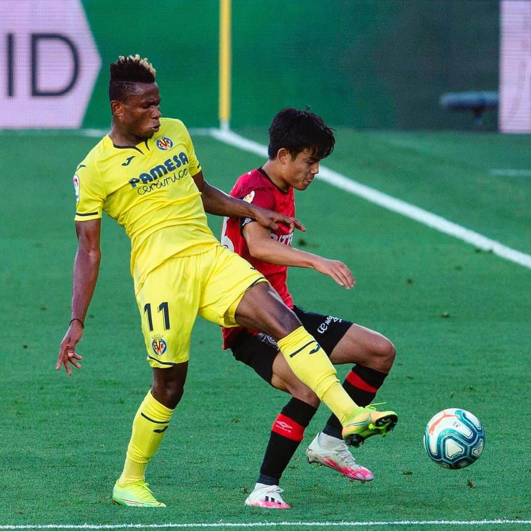 LFPさんのインスタグラム写真 - (LFPInstagram)「One picture: SO MUCH TALENT! 🤩 • #Chukwueze #Kubo #Villarreal #Mallorca #Talent #LaLiga #LaLigaSantander」6月18日 1時40分 - laliga