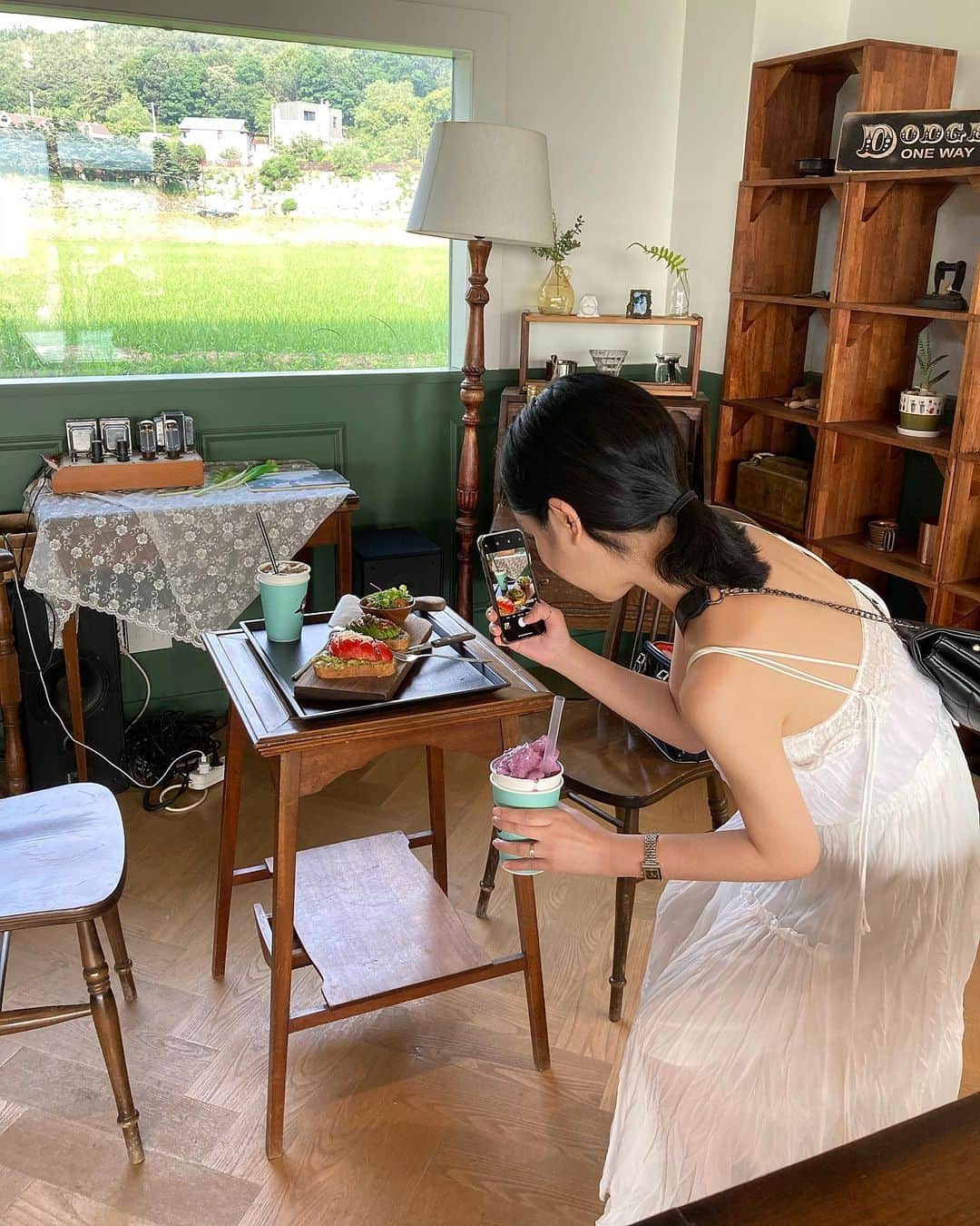チャ・ユンジさんのインスタグラム写真 - (チャ・ユンジInstagram)「음식을 잘 찍어보겠다는 의지💪」6月18日 11時39分 - yoooon_g_