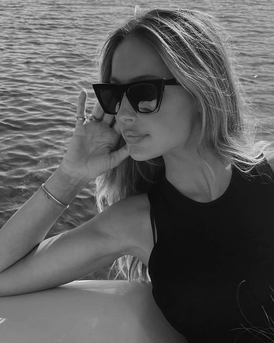 Mathilde Goehlerのインスタグラム：「Love you ツ」