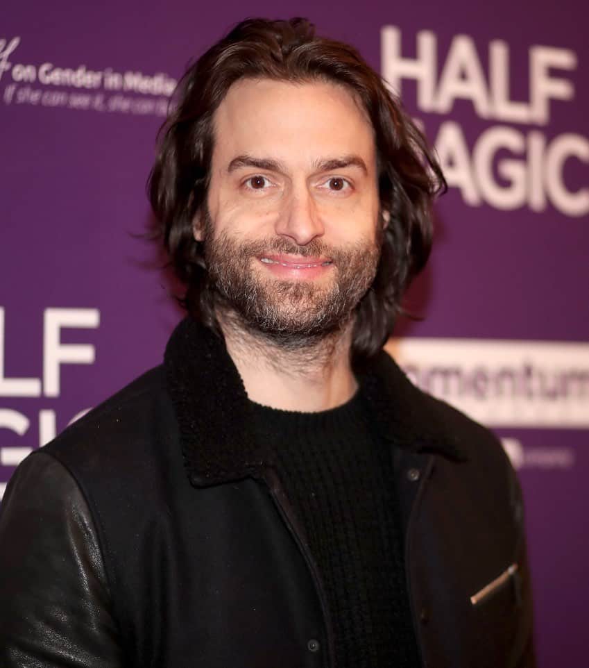 Just Jaredさんのインスタグラム写真 - (Just JaredInstagram)「“You” actor and standup comedian Chris D’Elia is responding to accusations of sexual harassment and grooming of underage women. Tap this pic in the LINK IN BIO for what he had to say after women came forward on Twitter.  Photo: Getty」6月18日 4時20分 - justjared