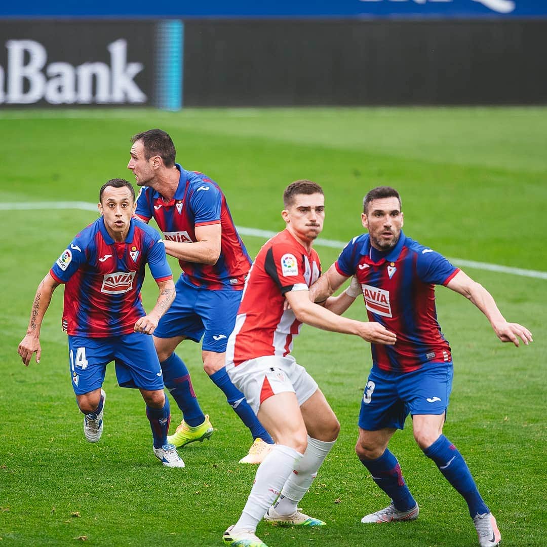 SDエイバルさんのインスタグラム写真 - (SDエイバルInstagram)「FINAL | #Eibar 2 - 2 @athleticclub . ⚽ @kike_garcia17 & @fabianorellanaoficial . #EibarAthletic 💪💪」6月18日 4時35分 - sdeibar