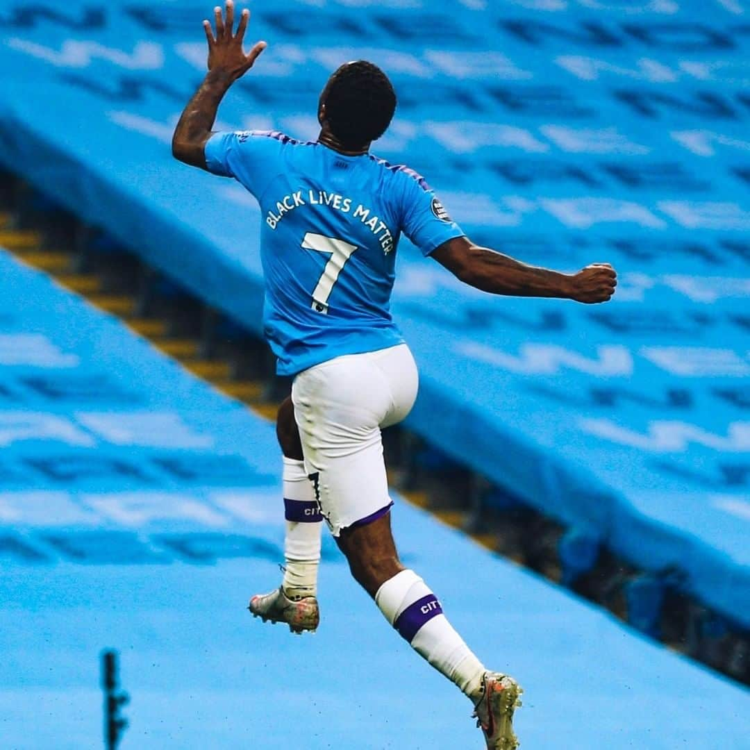 マンチェスター・シティFCさんのインスタグラム写真 - (マンチェスター・シティFCInstagram)「That goalscoring feeling once again @sterling7 🙌⁣ ⁣ #ManCity」6月18日 5時14分 - mancity