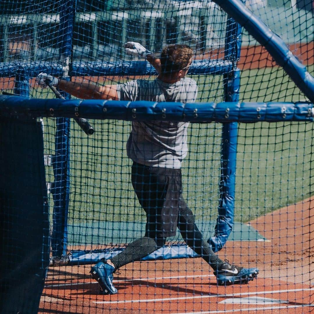 カンザスシティ・ロイヤルズさんのインスタグラム写真 - (カンザスシティ・ロイヤルズInstagram)「Putting in work today at #TheK. 🔊」6月18日 5時37分 - kcroyals