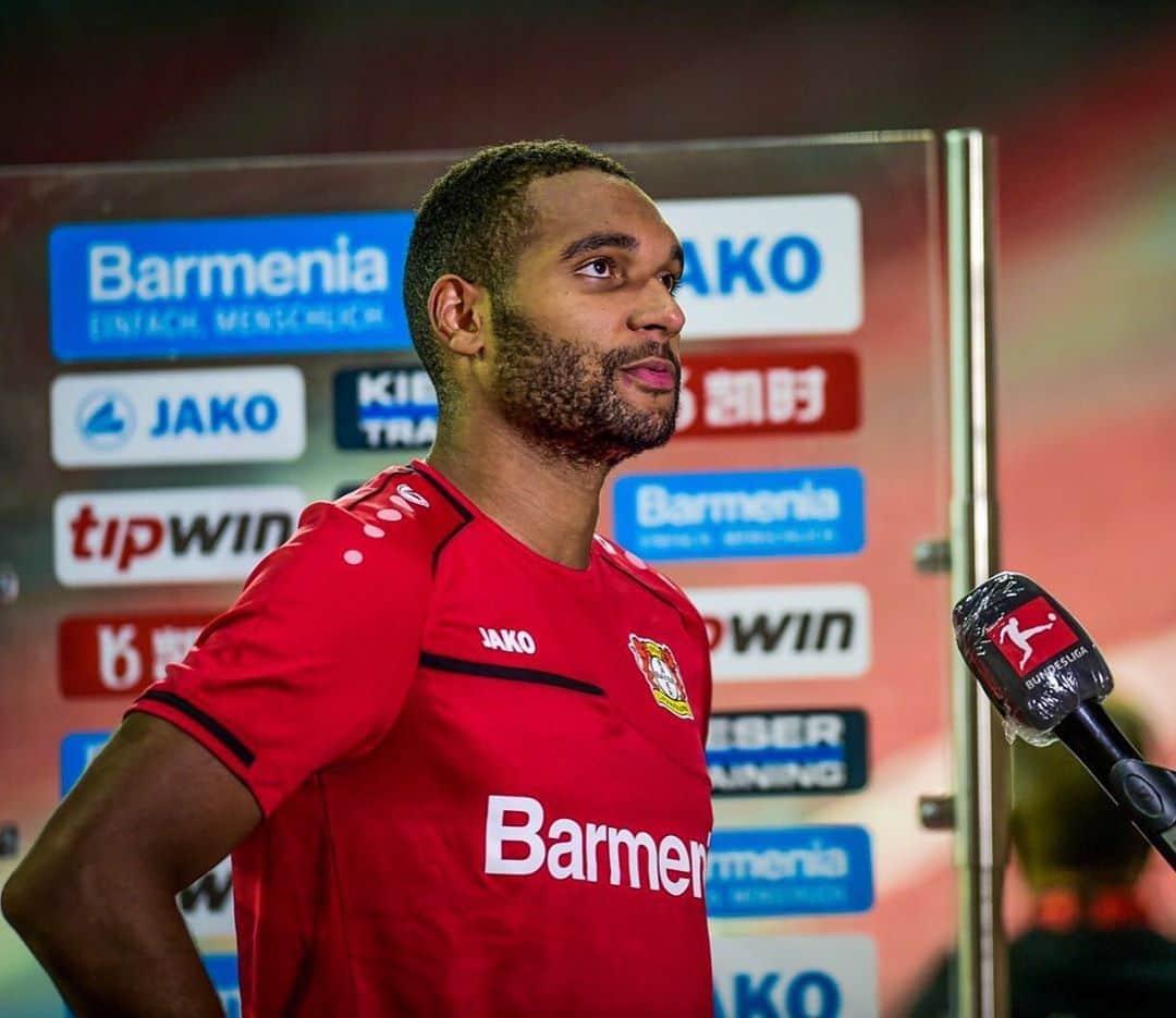 ヨナタン・ターのインスタグラム：「Important 3️⃣ points at the finish line. And of course, the Derby W! 💪🏾」