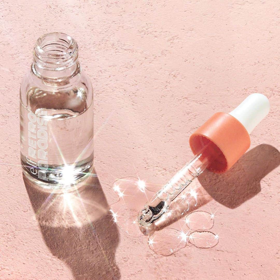 e.l.f.さんのインスタグラム写真 - (e.l.f.Instagram)「Are you ready for ✨GLOWING✨& ✨RADIANT✨ skin?! Our NEW Retro Paradise Primer Glow Oil  absorbs quickly into skin, leaving a glowing sheen that can be worn alone or used to prep skin for makeup. Infused with a dreamy tropical scent to transport you to paradise ☀️🌊 #eyelipsface #elfingamazing #elfcosmetics #crueltyfree #vegan」6月18日 8時52分 - elfcosmetics