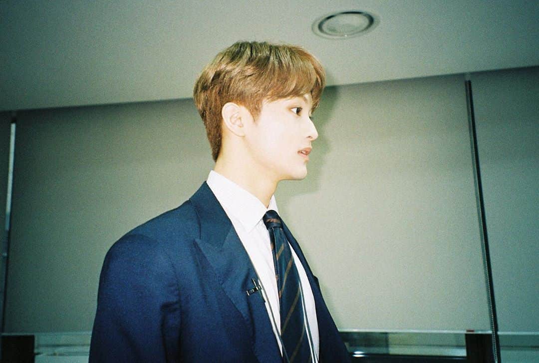 NCT 127さんのインスタグラム写真 - (NCT 127Instagram)「👔🐯🐆 - https://youtu.be/-rx4mdthI4A  #NCT127 #Punch #OFFICE_FINAL_ROUND #NeoZone_TheFinalRound」6月18日 21時06分 - nct127