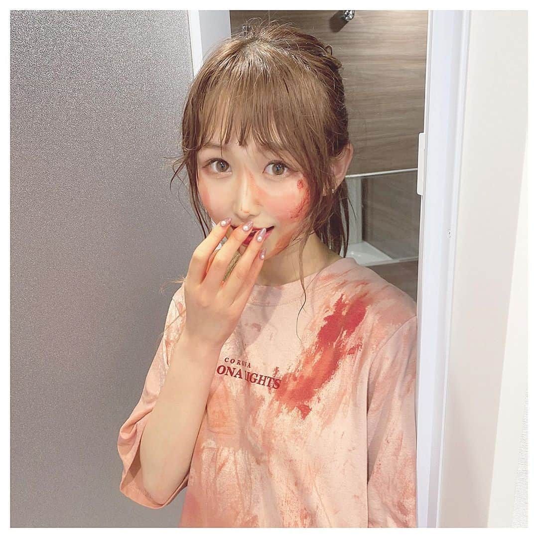 浦西ひかるさんのインスタグラム写真 - (浦西ひかるInstagram)「びっくりしてる顔してるけどよく考えたらびっくりされる側の人間やった🔥 . . ここ最近UPされたYouTubeで1番ノリノリやった撮影（笑） 『もしも彼女がお風呂場で事故って血塗れで倒れてたら』ドッキリ。 . 血のり楽しいのでおすすめです笑笑笑笑 Amazon様で買えます笑笑 . #おたひかチャンネル」6月18日 21時43分 - uranishihikaru