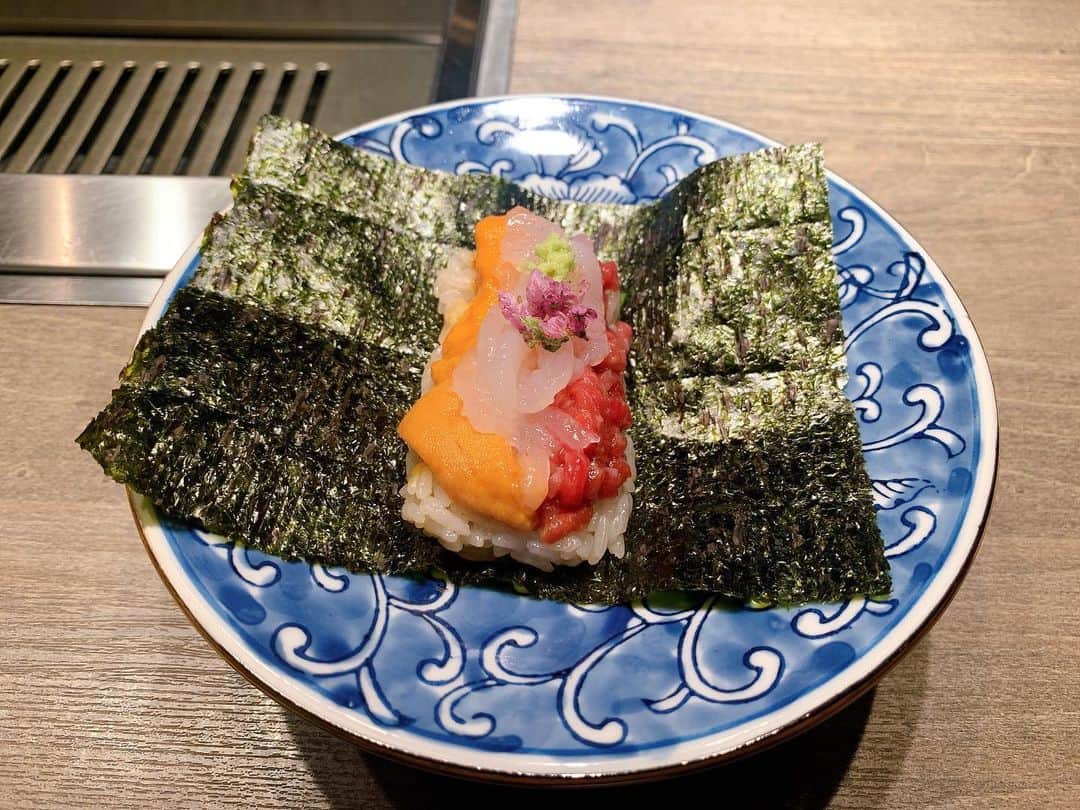のインスタグラム：「行きたかったうしごろS🙋‍♀️🧡 . . . #ushigoros #肉割烹」