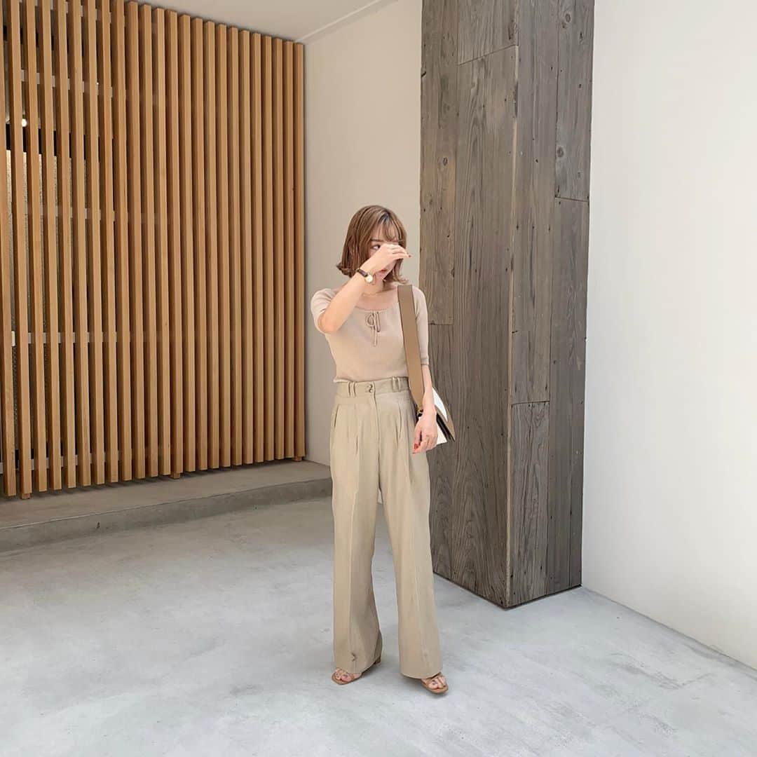 saanaaeのインスタグラム：「きのうは束の間のお天気で🌤 さいこうにオキニイリな組み合わせ。  summer NUE間も無くです🤍  #NUEbyas」