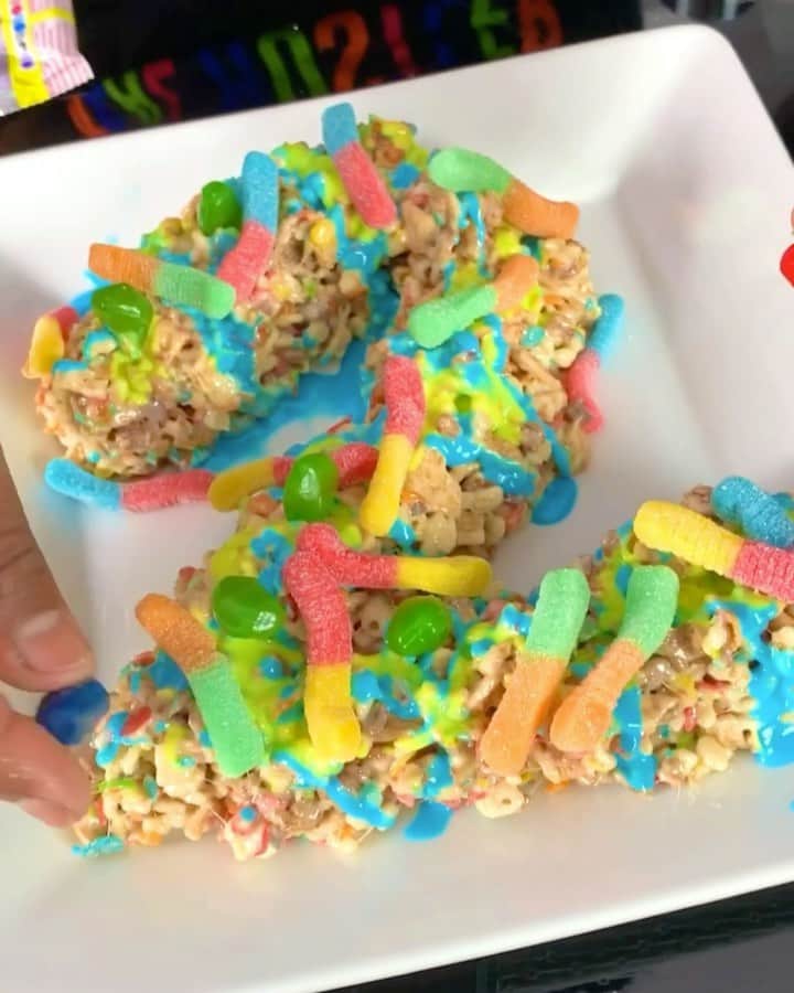 ジェイソン・デルーロのインスタグラム：「Thank you for 23 Million on TikTok 🙌🏽 #MilliMeals」