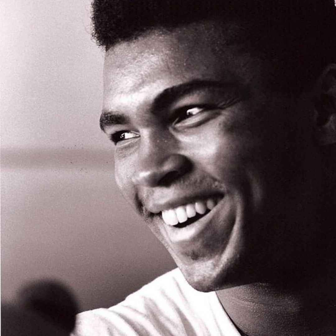 ドミニク・パーセルさんのインスタグラム写真 - (ドミニク・パーセルInstagram)「#blackisbeautiful. “ OH IM SO PRETTY”. .... #ali a transcendent global #icon. “A genius, a person who displays exceptional intellectual ability, creative productivity, universality in genres or originality”.」6月18日 16時55分 - dominicpurcell