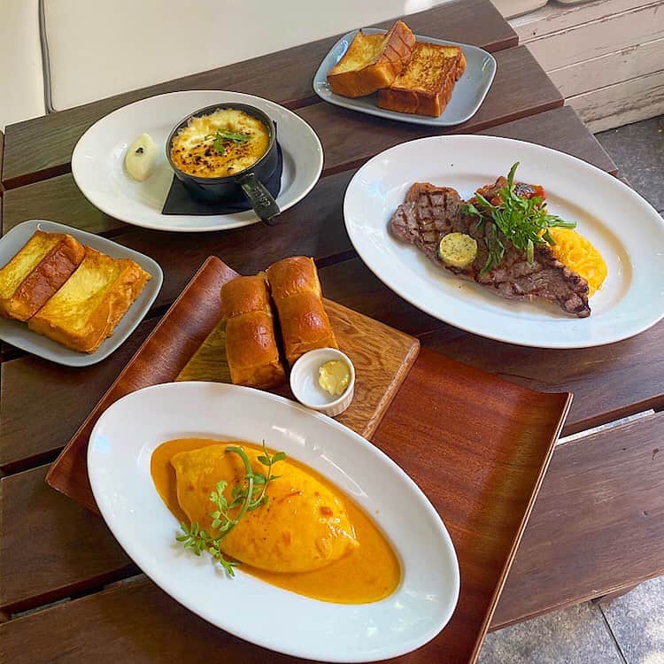 ひなたろす（佐原ひなた）のグルメインスタ