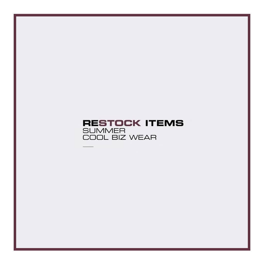 のインスタグラム：「. 【RESTOCK ITEMS】 . ドレッシーな光沢感と型崩れしにくい強度を兼ね備えたラグジュアリーカットソーシリーズ .  オンとオフスタイル兼用の「FORMAL JERSEY」と、毎日のように着たくなる快適さと上品さを兼ね備えた大人のTシャツ「ドレスTee」が再入荷 . #nanouniverse  #nanouniversemens  #20SS #lifestyle」