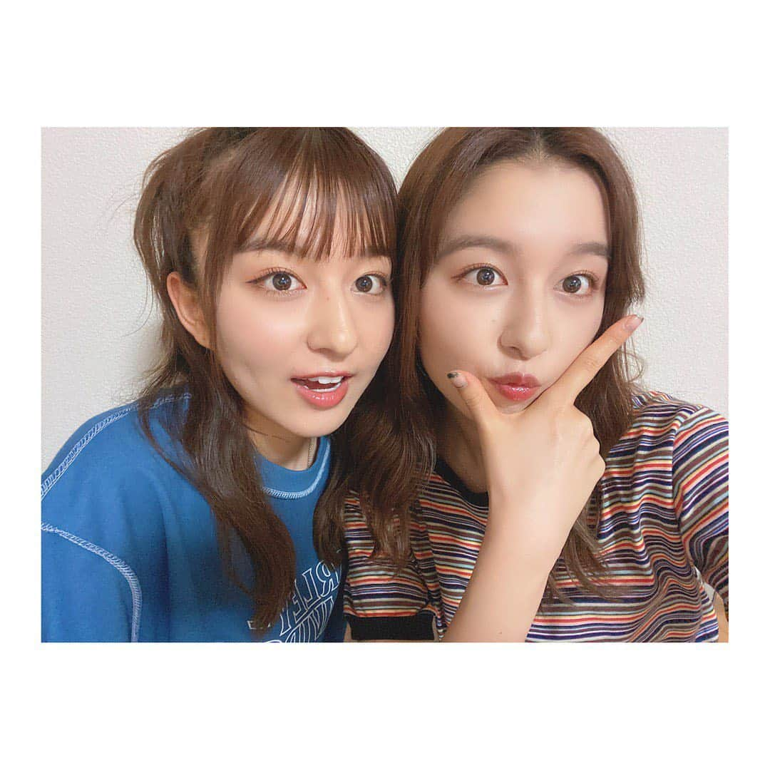 りかりこさんのインスタグラム写真 - (りかりこInstagram)「🧡お知らせ🧡 オンライントークイベント 『ちょっと遅れた🍒りかりこ誕生日会』 開催する事になりましたー！！！ 今回は、オンラインアプリ『Zoom』を 使用したイベントになります🌟 そして、無料イベントです❤️ 注意事項が沢山あるのでよく読んで応募してね！ . 【イベント日時】 2020年6月26日(金) 19:00〜19:45(予定) 【応募期間】 2020年6月18日(木)19:00〜 6月21日(日)23:59まで 【抽選・当選発表】 厳正な抽選の上、6月24日(水)中に当選者のみメールをお送りいたします 【応募方法】こちらから http://www.sonymusic.co.jp/event/101842 . 【応募条件】 ◉Zoomにアクセスできる環境をご用意いただける方 ◉本イベントに確実に参加できる方 ※途中参加、途中退室を予定している場合、 応募はご遠慮ください。 ◉本応募要項に同意いただける方 . 参加応募のURLは ストーリーのハイライトにまとめますね💓 イベントが決まってからワクワクが止まりませーん！ 楽しみだなあ🌟 . #リカリコグラム #りかりこ#双子 #tiktok#YouTube#イベント#告知 #オンラインイベント#zoom#ズーム #誕生日会#誕生日 #twins#followｍe」6月18日 19時00分 - rikariko_official