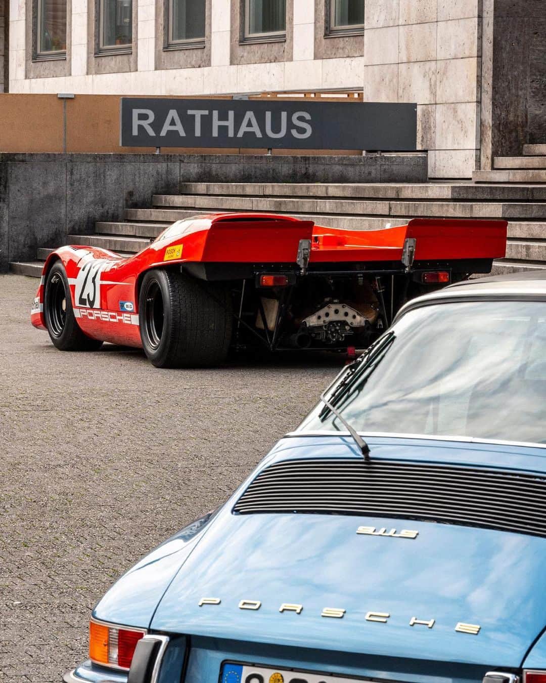 Porscheさんのインスタグラム写真 - (PorscheInstagram)「Then: a victory drive through Stuttgart 50 years ago as the 917 KH celebrated its first overall @24HeuresduMans win.  Now: @Porsche.Museum recaptures the historic moment by bringing the original car to the exact same spot in celebration of the 50th anniversary.」6月18日 19時01分 - porsche