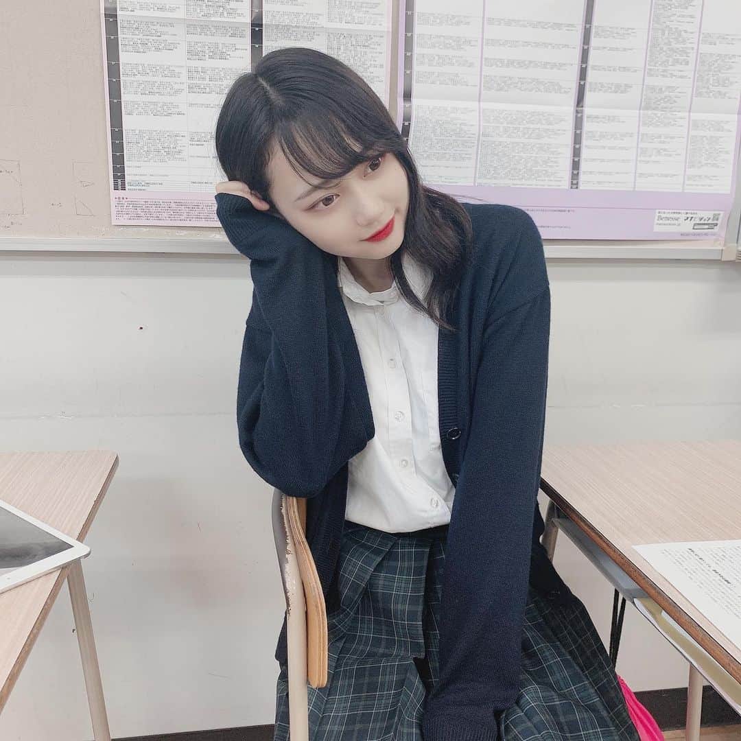 坂田琴音さんのインスタグラム写真 - (坂田琴音Instagram)「学校始まると制服しか着ないな~🥺 ってなるけど高校生活もあとちょっとだから‼︎ コスプレにならないうちにいっぱい着とく♥️」6月18日 19時13分 - kotone_sakata