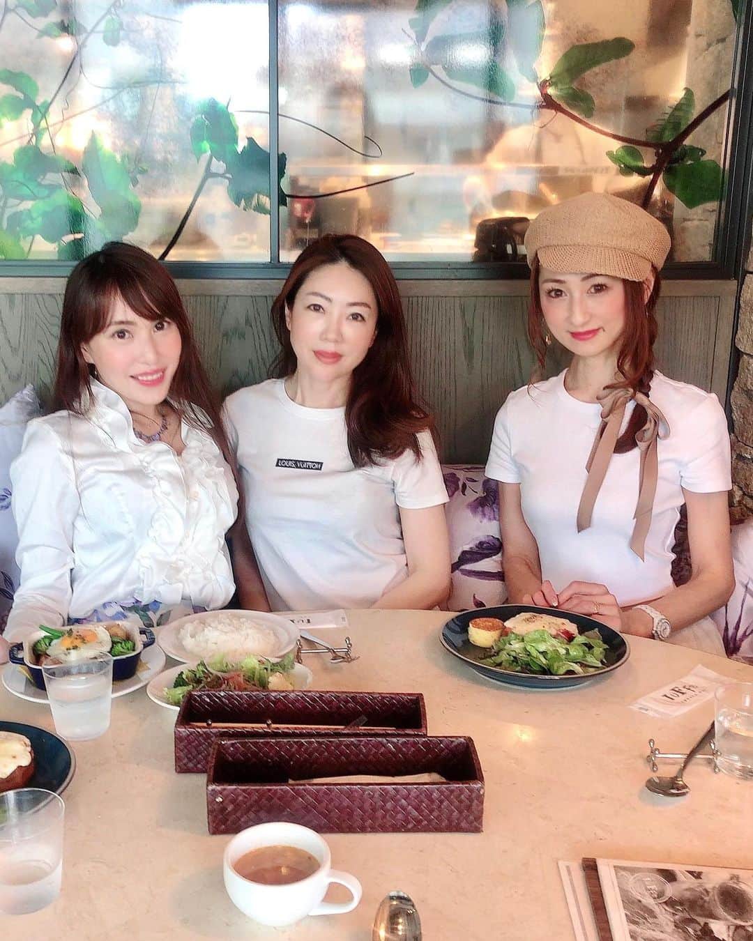 彩耶のグルメインスタ