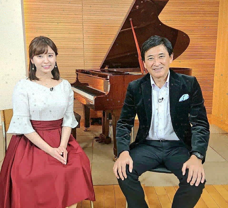 藤岡幸夫のインスタグラム：「６月２０日(土)のエンターザミュージック(BSテレ東 毎週土曜日 朝８時半～)は鍵盤の魔術師カツァリスでラヴェルのピアノ協奏曲‼️ ファンサイトのブログ更新しました！このアカウントのプロフィールのURLから宜しければ😊  藤岡幸夫の裏アカウント @sachiofujioka では新聞掲載のエッセイ他　雑誌の記事他を御覧になれます😊」