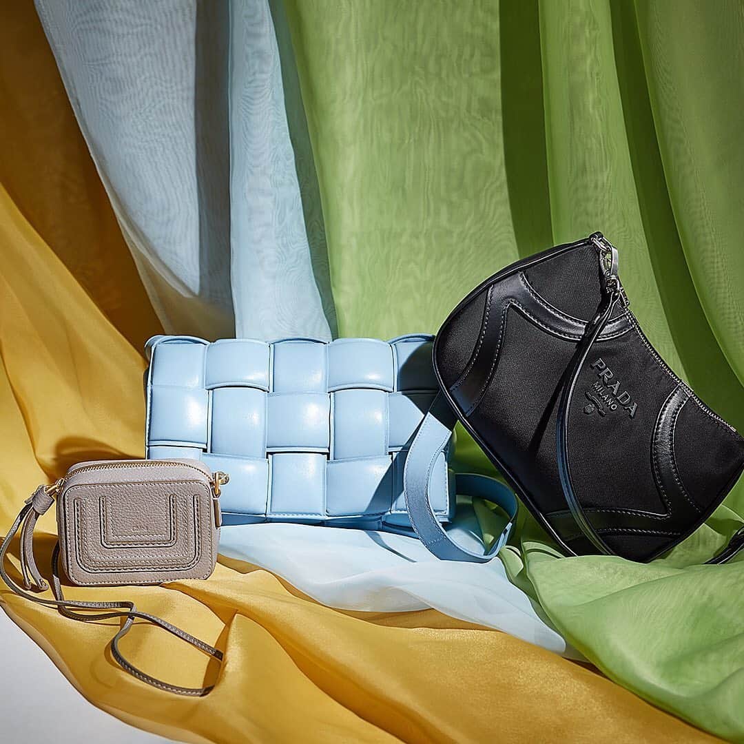 Saks Fifth Avenueのインスタグラム：「Three is better than one. When it comes to of-the-moment, need-now bags, look no further than handbag powerhouses @chloe, @bottegaveneta and @prada. #SaksStyle」