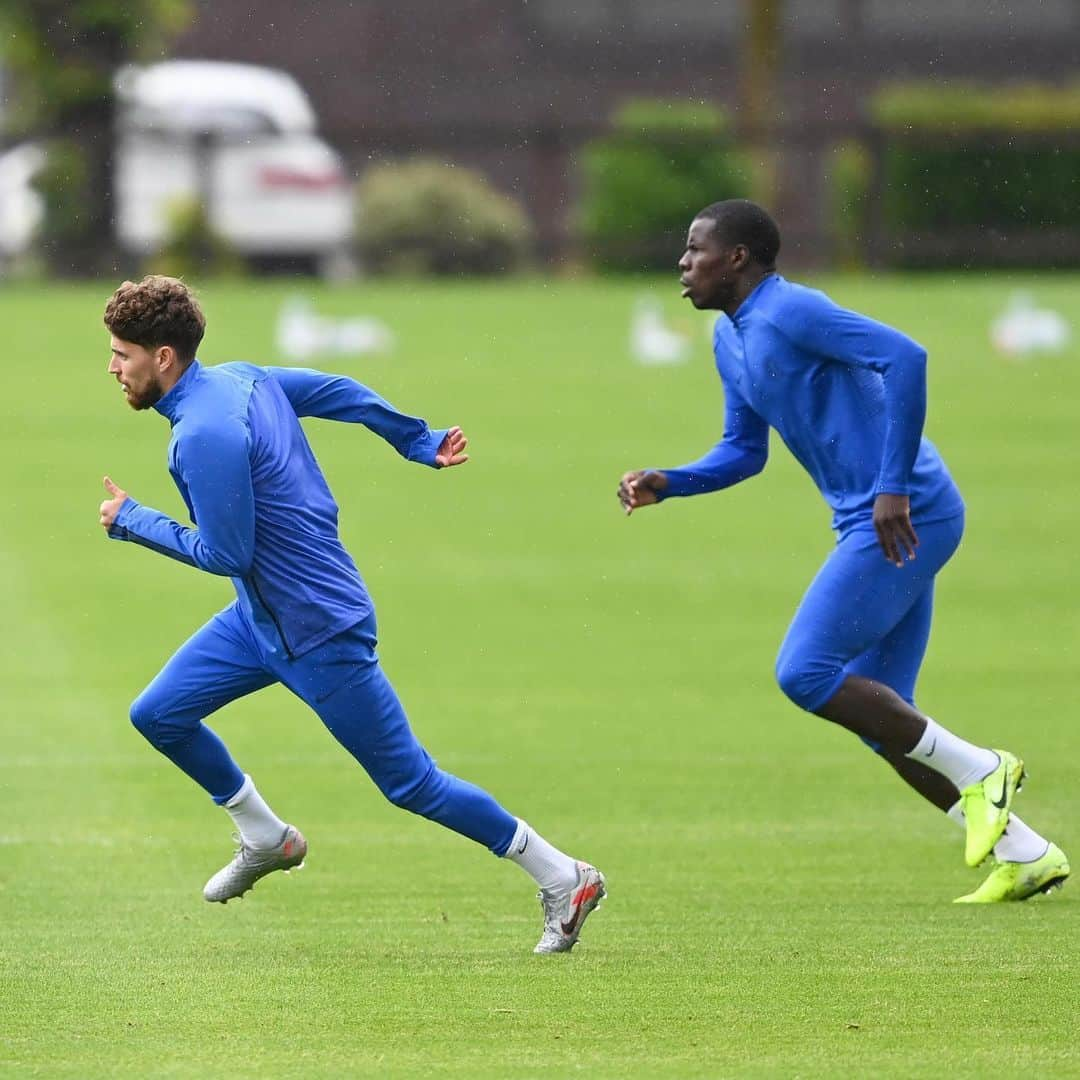 チェルシーFCさんのインスタグラム写真 - (チェルシーFCInstagram)「Putting in the work! 🏃‍♂️💪 #CFC #Chelsea」6月19日 6時39分 - chelseafc