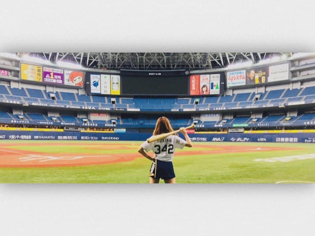 YUKINAさんのインスタグラム写真 - (YUKINAInstagram)「⚾️🏟🤸🏼🏟⚾️﻿ ﻿ ﻿ #プロ野球開幕 まで後１日！﻿ ﻿ ついに...ついに！！！﻿ 明日！プロ野球2020年シーズン開幕です🎉✨﻿ ﻿ もうウキウキわくわくがおさまらない🙈💓﻿ めっちゃ楽しみです😍🤩🥳﻿ ﻿ 待ちくたびれたプロ野球開幕！﻿ ﻿ 一緒に最幸のシーズンにしましょうね💪🏻🔥﻿ ﻿ そして,プロ野球を！Buffaloesを！﻿ 一緒に熱く盛り上げていきましょう🤘🏻🤘🏻🤘🏻﻿ ﻿ ﻿ 明日からの開幕３連戦は﻿ ３日間,試合前にインスタライブにてBsGirlsのパフォーマンス(ミニライブ)を生配信させて頂きます💎+°﻿ ﻿ アカウントはBsGirls公式アカウント﻿ 👉🏻 @bsg_bsgirls﻿ こちらのアカウントから配信致します🤸🏼💫﻿ ﻿ 試合前に一緒に﻿ パワー注入♥️しましょうヽ|´　`*ξ|ﾉ﻿ ﻿ 《詳細》﻿ https://www.buffaloes.co.jp/news/detail/00003463.html﻿ ﻿ ﻿ ﻿ ﻿ ﻿ ﻿ ﻿ ﻿ #オリックス #Bs2020 #BsGirls #プロ野球﻿ #NPB #baseball #ORIX #buffaloes #野球女子﻿ #公式 #official #followme #オリ姫﻿ #342 #YUKINA #yukina_342 #camera﻿ #京セラドーム大阪 #京セラ #ドーム﻿ #スラッガー #伝説 #2017 #懐かしpic﻿ #インスタライブ #instalive #ライバー﻿ #オンラインパフォーマンス #アクロバット﻿」6月18日 22時52分 - yukina_bsgirls_342