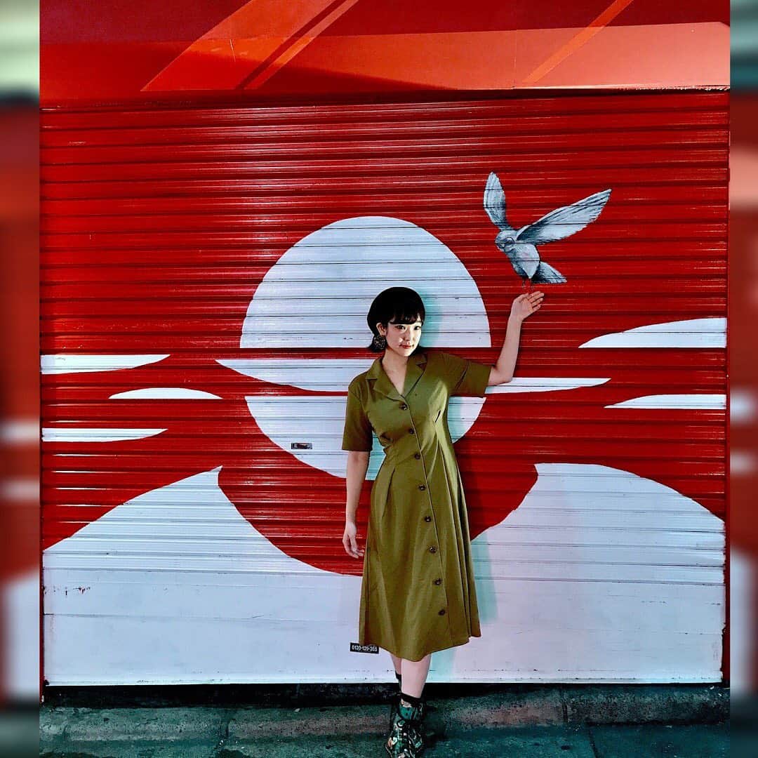 Yun chiさんのインスタグラム写真 - (Yun chiInstagram)「渋谷花魁10周年おめでとうございます🎴👏 . 新しくなった花魁にはふくろうが…いるよ🦉 . . １０周年当日お客さん1号記念フォト👏🥺✨ Photo by @sntlow  #japantrip#shibuya#不苦労さん #写真撮ると苦労減るらしいよ」6月18日 23時25分 - _yun_chi_