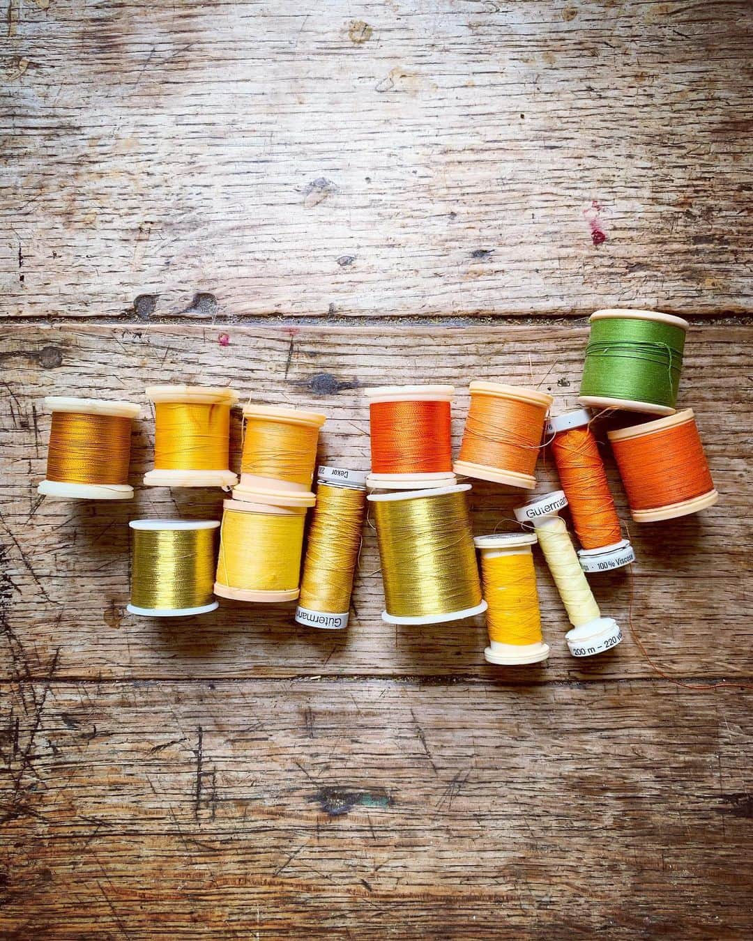 Tea and sittingのインスタグラム：「Lots of things didn’t work today...but these cotton reels at least gave me the enthusiasm to experiment before my sewing machine blew up!」