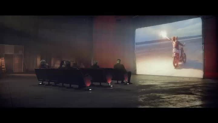 のインスタグラム：「Buenísimo video del @santander_es para celebrar la vuelta de la @championsleague ⚽️ @footballsantander」