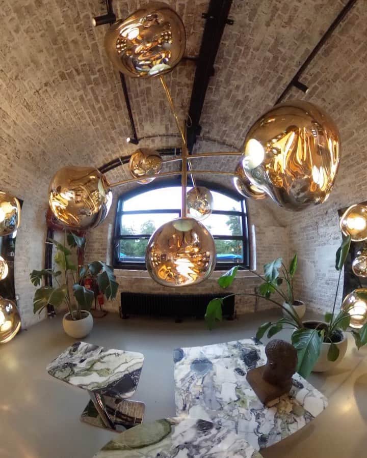 のインスタグラム：「Our London (@coaldropsyard) and LA (@platform_la) Shops are now open.  Our teams have been working hard to make the spaces safe for you and us.  Come visit and see extraordinary lighting, furniture and accessories.」