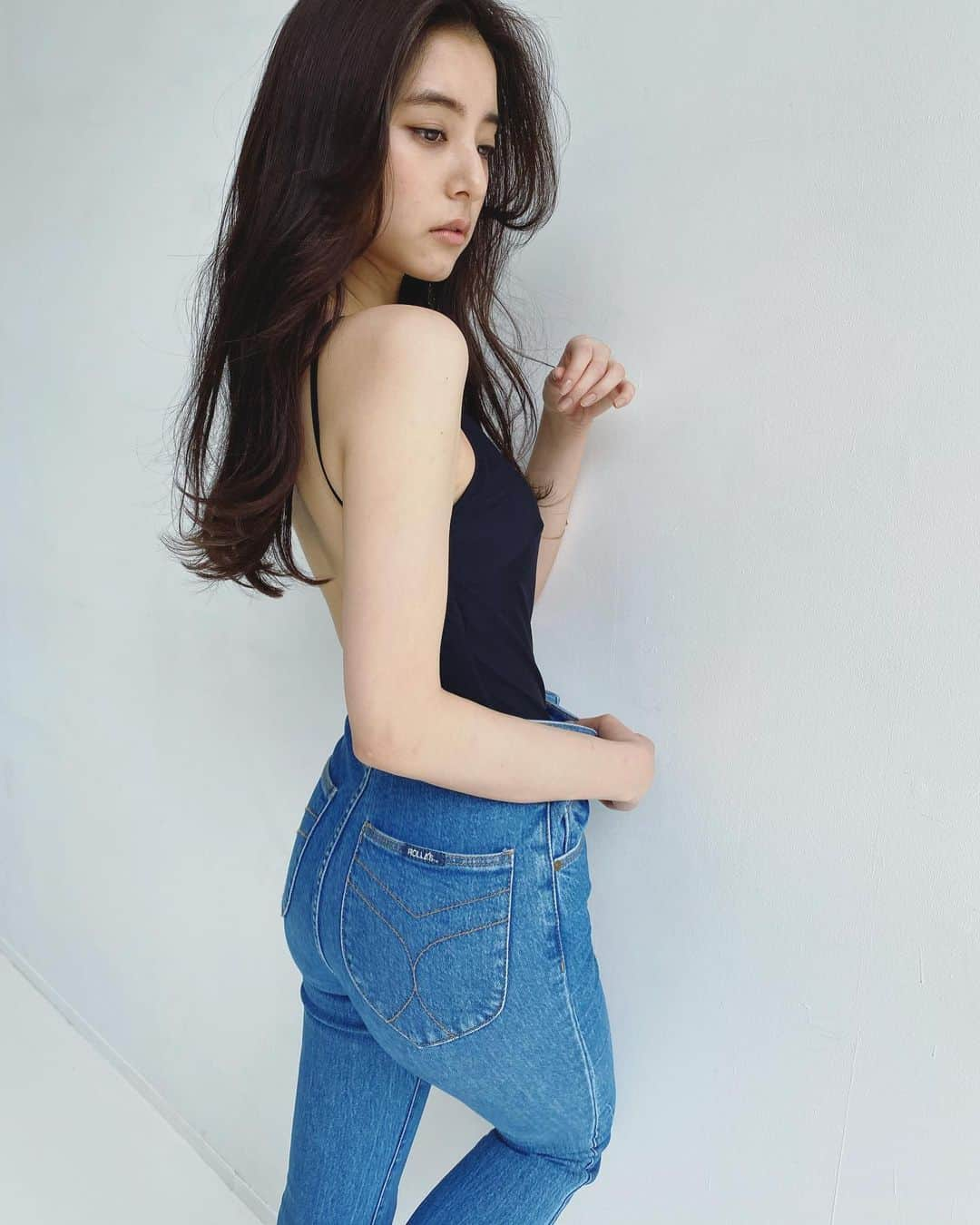 新木優子さんのインスタグラム写真 - (新木優子Instagram)「"anan" オフショット love denim ☺️♡ 先日、ベストジーニスト中間発表があったそうで😳 なんと‼︎ １位だったのですがすごくすごく嬉しかったです🥺‼︎」6月19日 1時11分 - yuuuuukko_