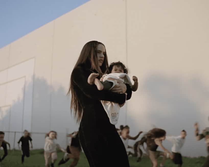 アレキサンダー・ワンのインスタグラム：「I’m baby.⁣ -⁣ @rosalia.vt wears alexanderwang in the “TKN” music video.」