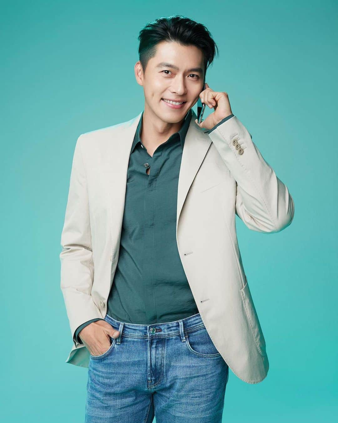 ヒョンビンさんのインスタグラム写真 - (ヒョンビンInstagram)「@livesmart—— #hyunbin #현빈 #ヒョンビン #玄彬」6月19日 1時51分 - withhyunbin