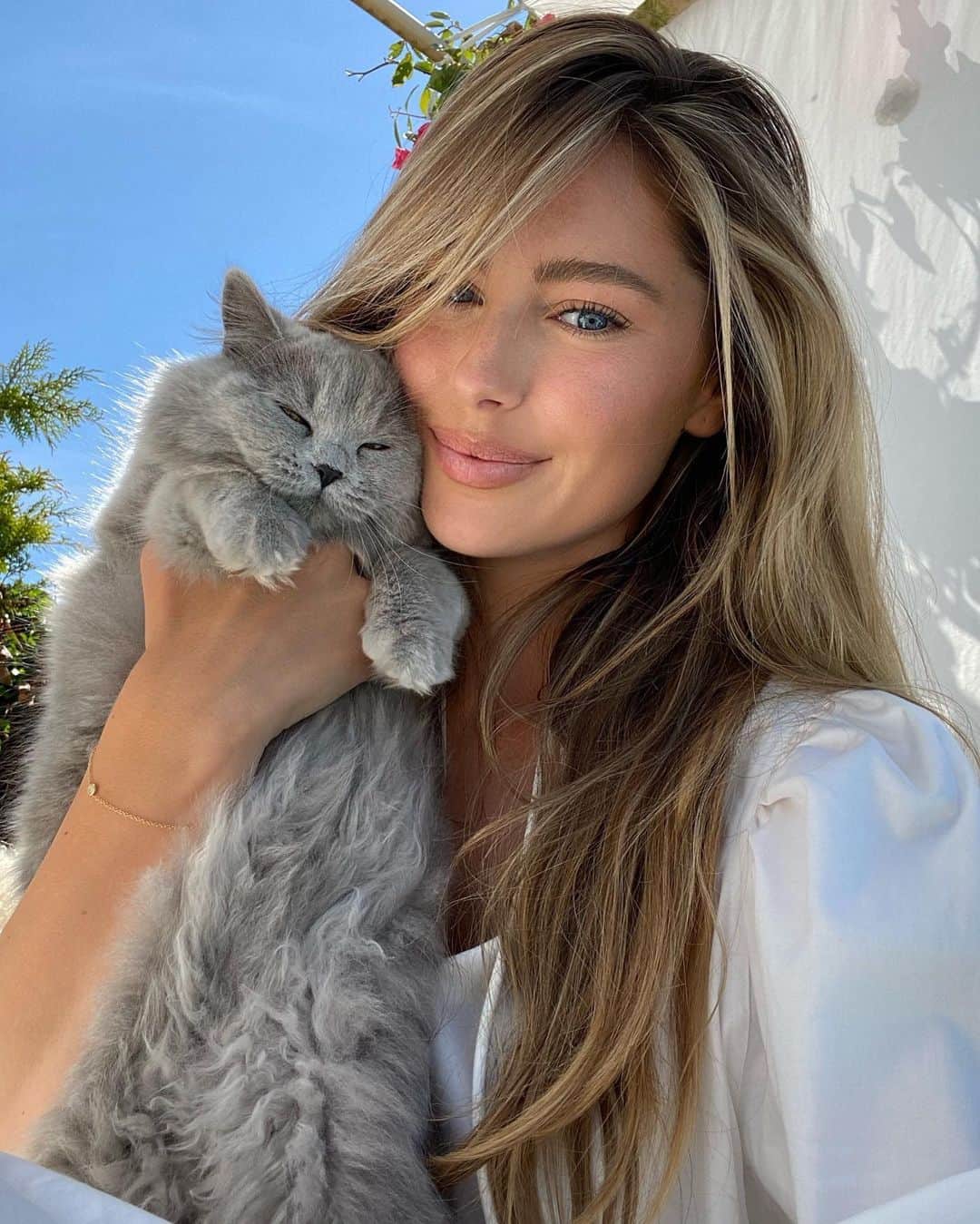 Mathilde Goehlerのインスタグラム：「I swear she loves me」
