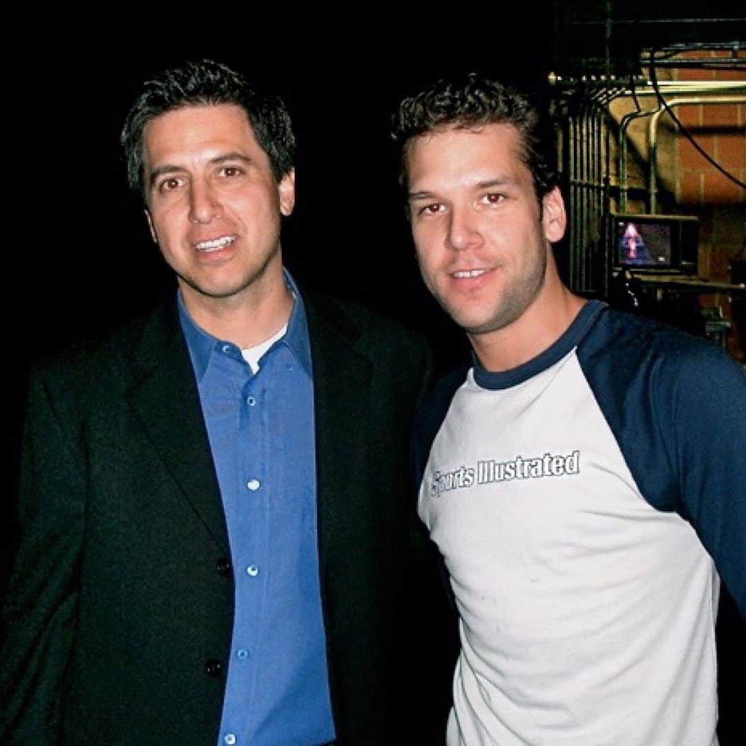 デイン・クックさんのインスタグラム写真 - (デイン・クックInstagram)「Random #tbt with Ray Romano backstage somewhere around 2006.」6月19日 5時50分 - danecook