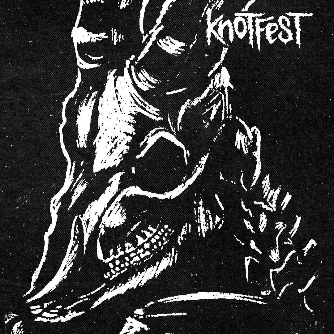 Slipknotさんのインスタグラム写真 - (SlipknotInstagram)「Repost: @KNOTFEST | New Knotfest Bandana Mask + Weekender Travel Bag are available now at store.knotfest.com. Swipe up in our story.」6月19日 6時00分 - slipknot