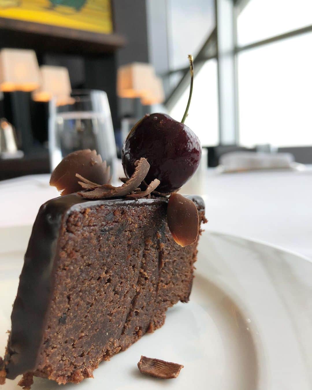 佐野友妃子のグルメインスタ