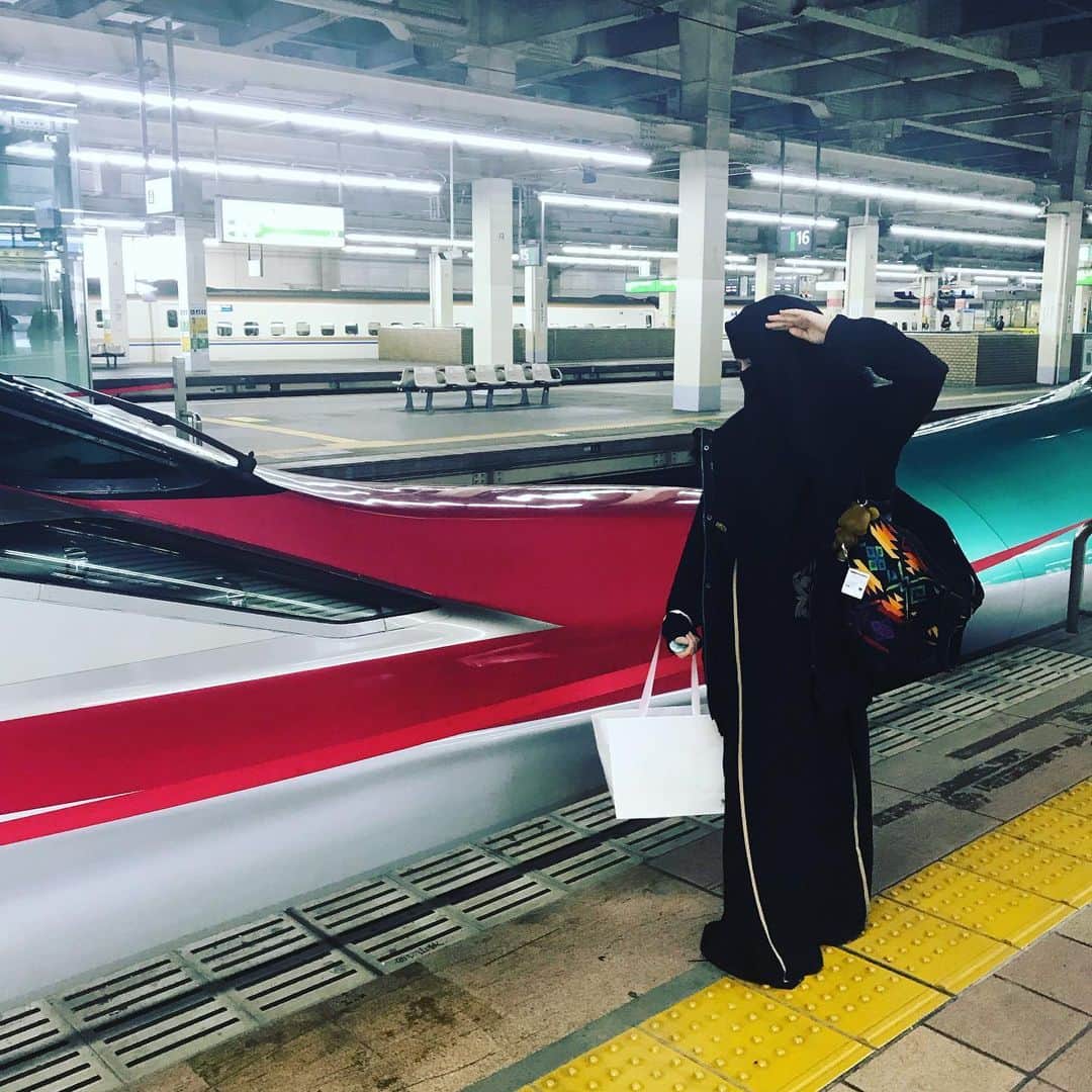 ミラのインスタグラム：「Shinkankiss」