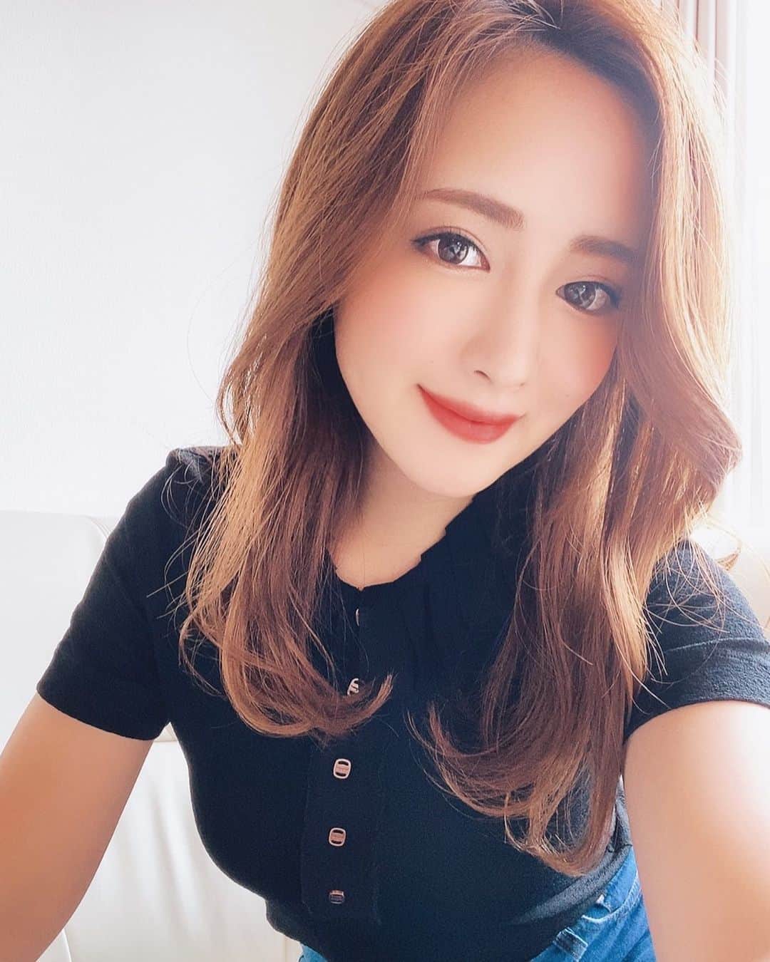 櫻美雪（旧さくらみゆき）さんのインスタグラム写真 - (櫻美雪（旧さくらみゆき）Instagram)「この前はおめとデートでした❤️ #av女優  #セクシー女優 #jav #仲良し #中尾芽衣子 #お酒 #夜景 #デート」6月26日 17時52分 - sakura12miyuki