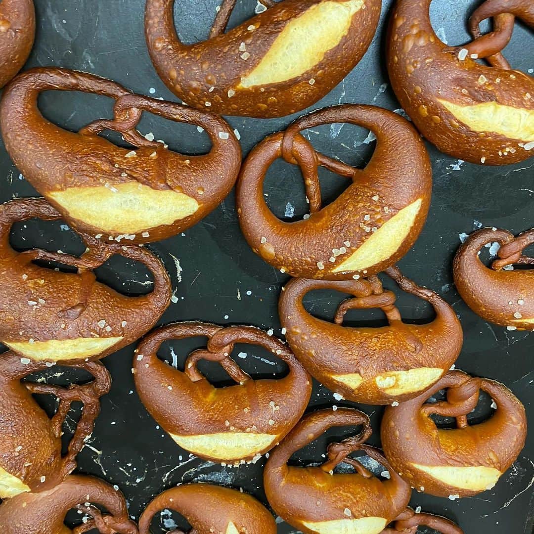 魔女菅原のグルメインスタ