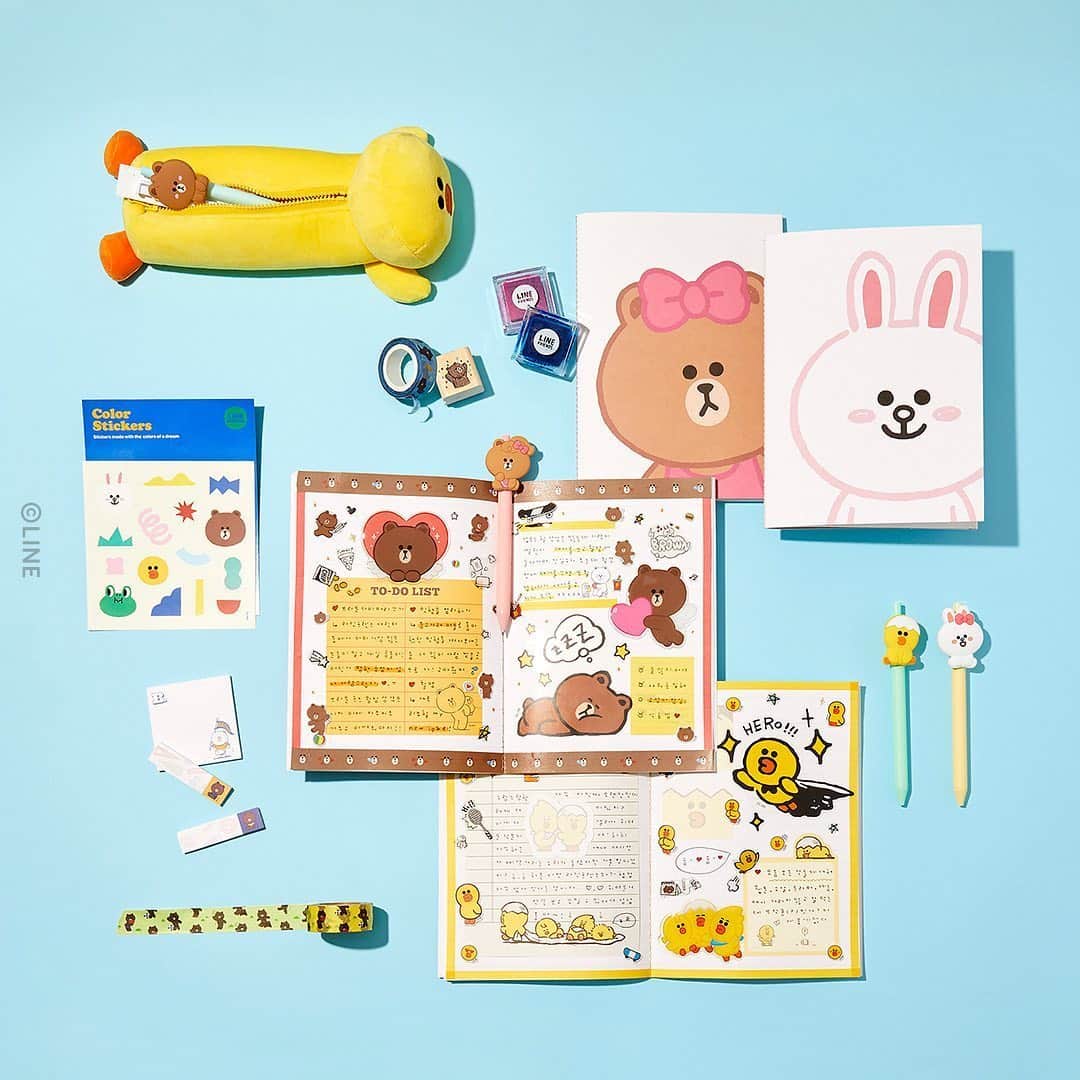 LINE FRIENDSさんのインスタグラム写真 - (LINE FRIENDSInstagram)「Bullet journaling depends on stationery collection?📖🖍 Bah, it depends on BROWN! ⠀ Check out the cutest journal setup, 👉🏻Link in bio ⠀ #Journal #Journalsetup #Bulletjournal #Diary #decorating #BROWN #CONY #SALLY #CHOCO #LINEFRIENDS」6月19日 10時32分 - linefriends